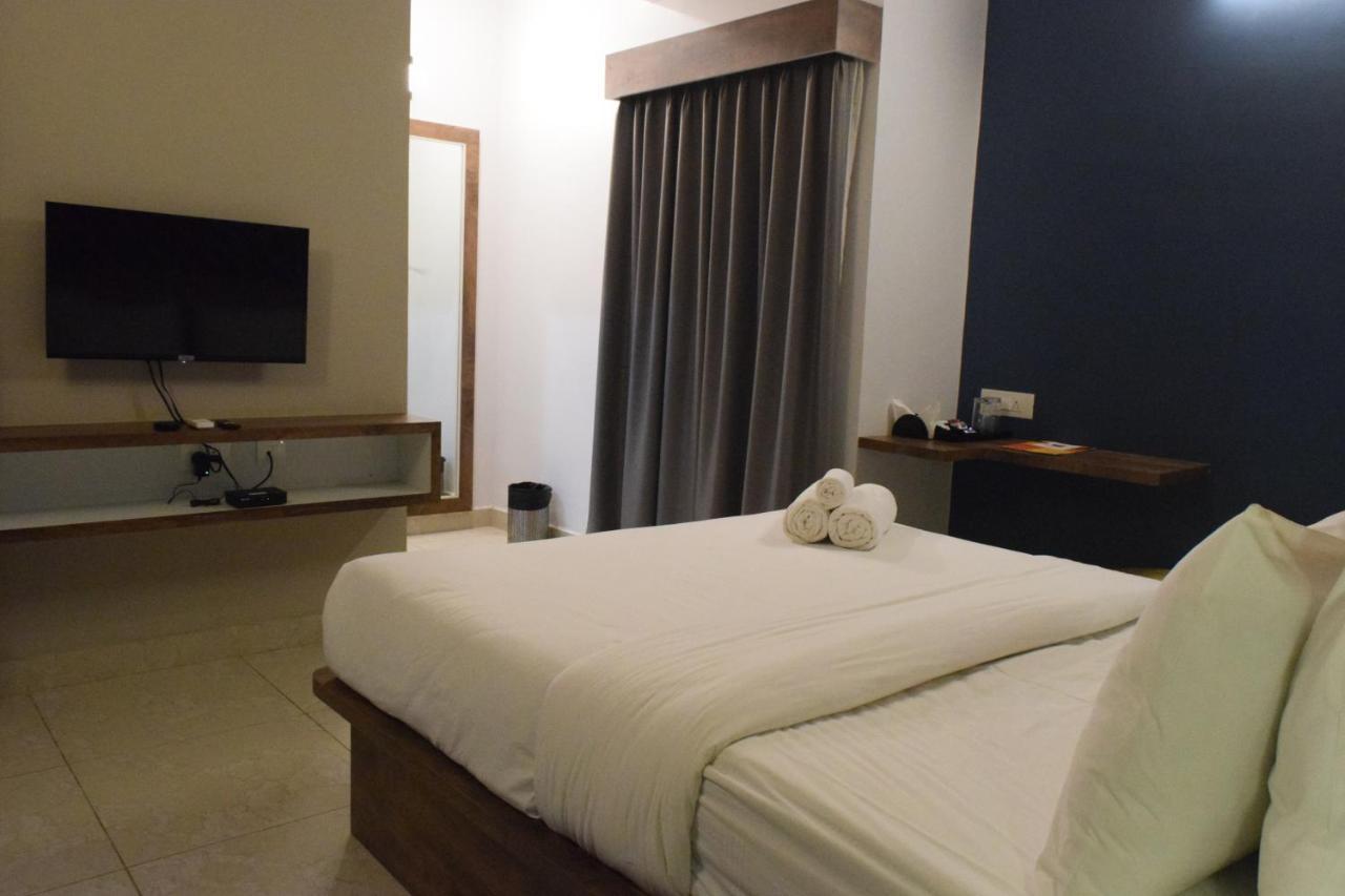 Air Avenue Hotel - Airport Devanahalli エクステリア 写真